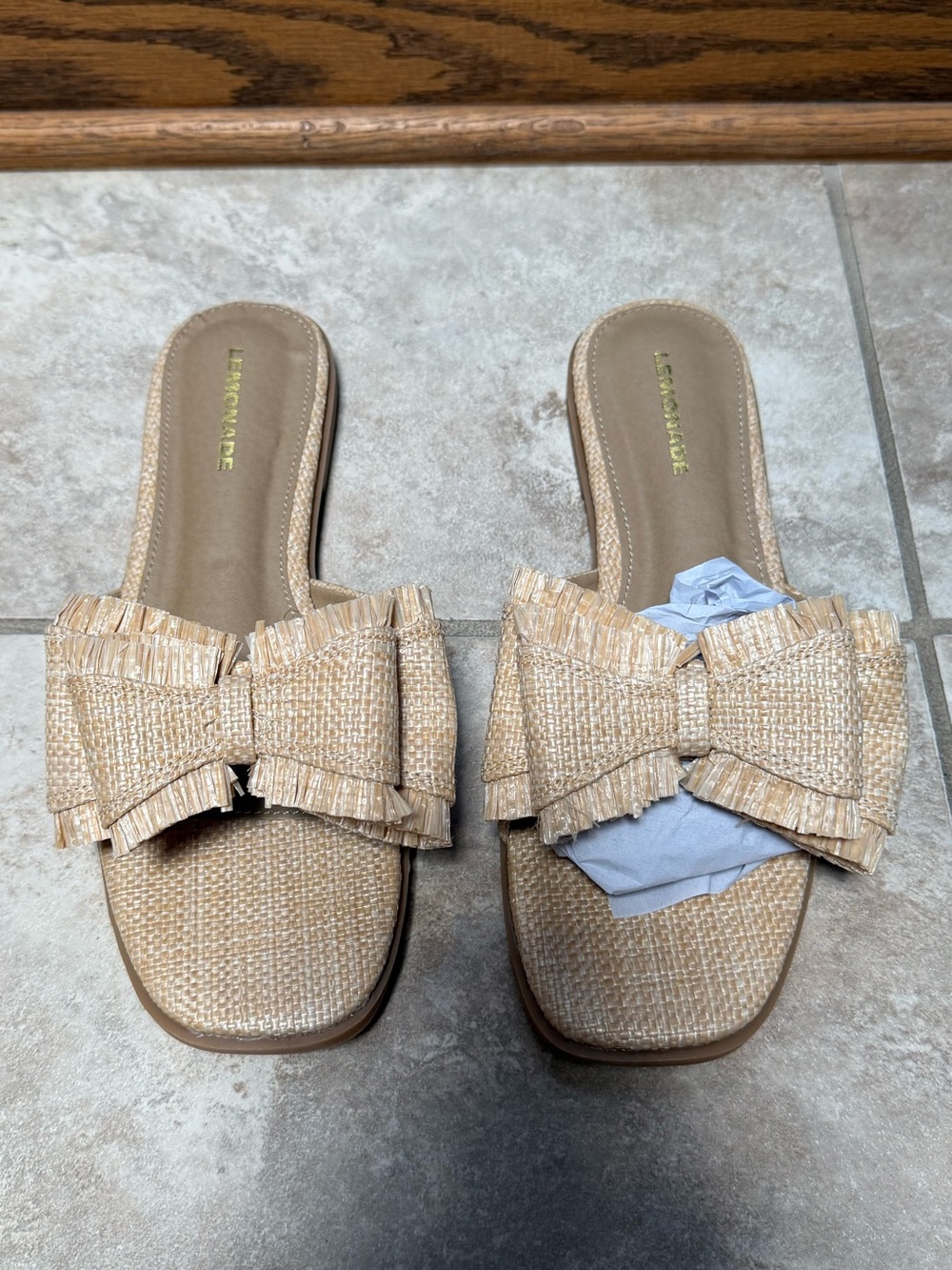 Lemonade ‘Resort Stay’ Natural Raffia Bow Slide Sandals, Size 8.5